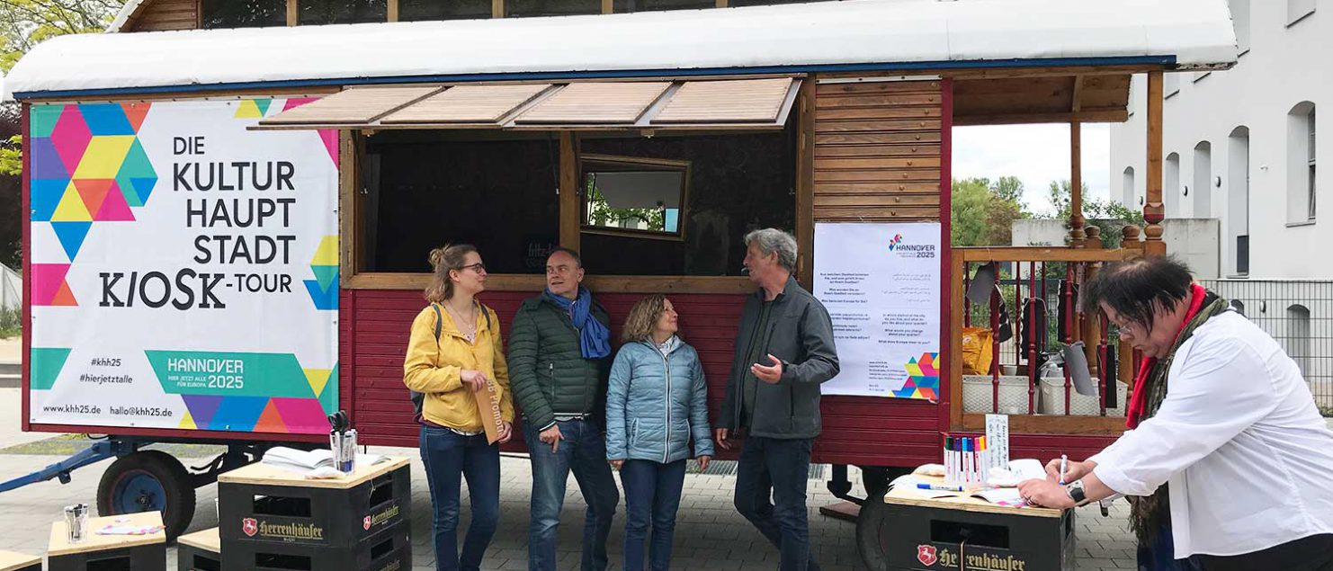 Kultur-Kioskwagen in Hainholz vor dem Kulturtreff